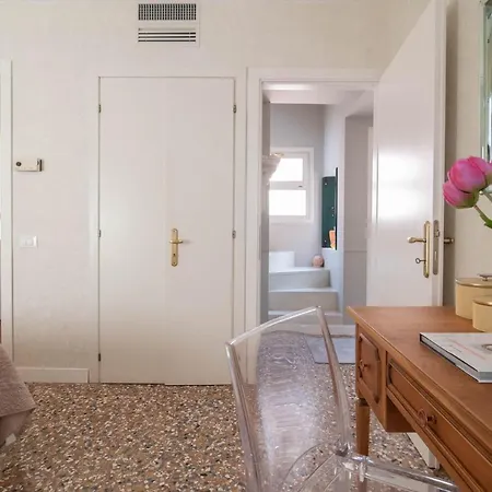 Rooftop San Marco 아파트